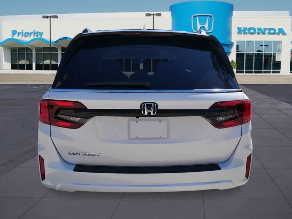 Thumbnail: 2026 Honda Odyssey - 3