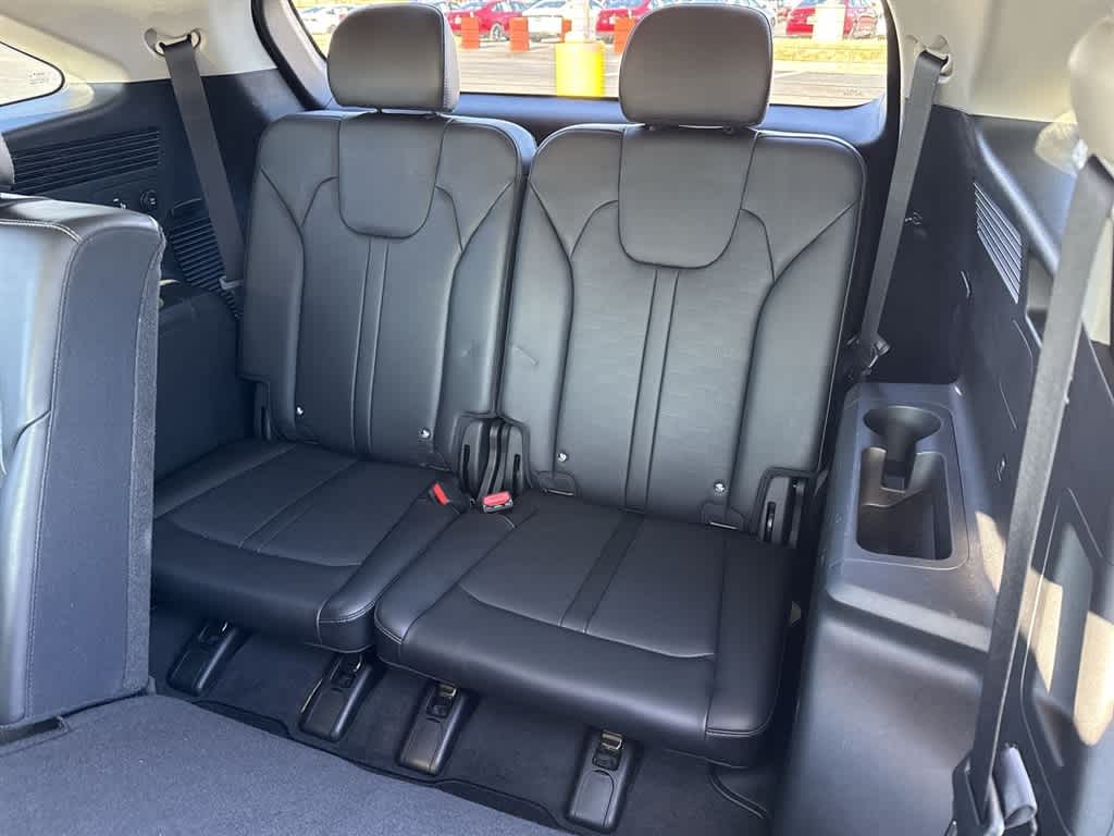 Thumbnail: 2024 Kia Sorento - 28