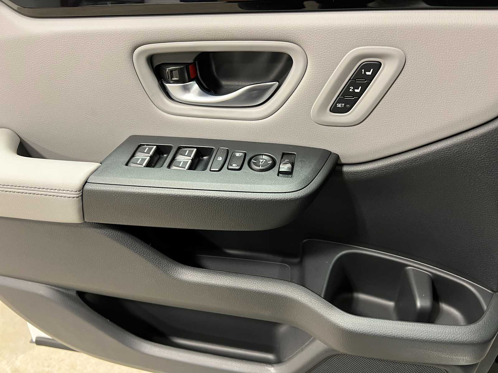 Thumbnail: 2025 Honda Pilot - 14