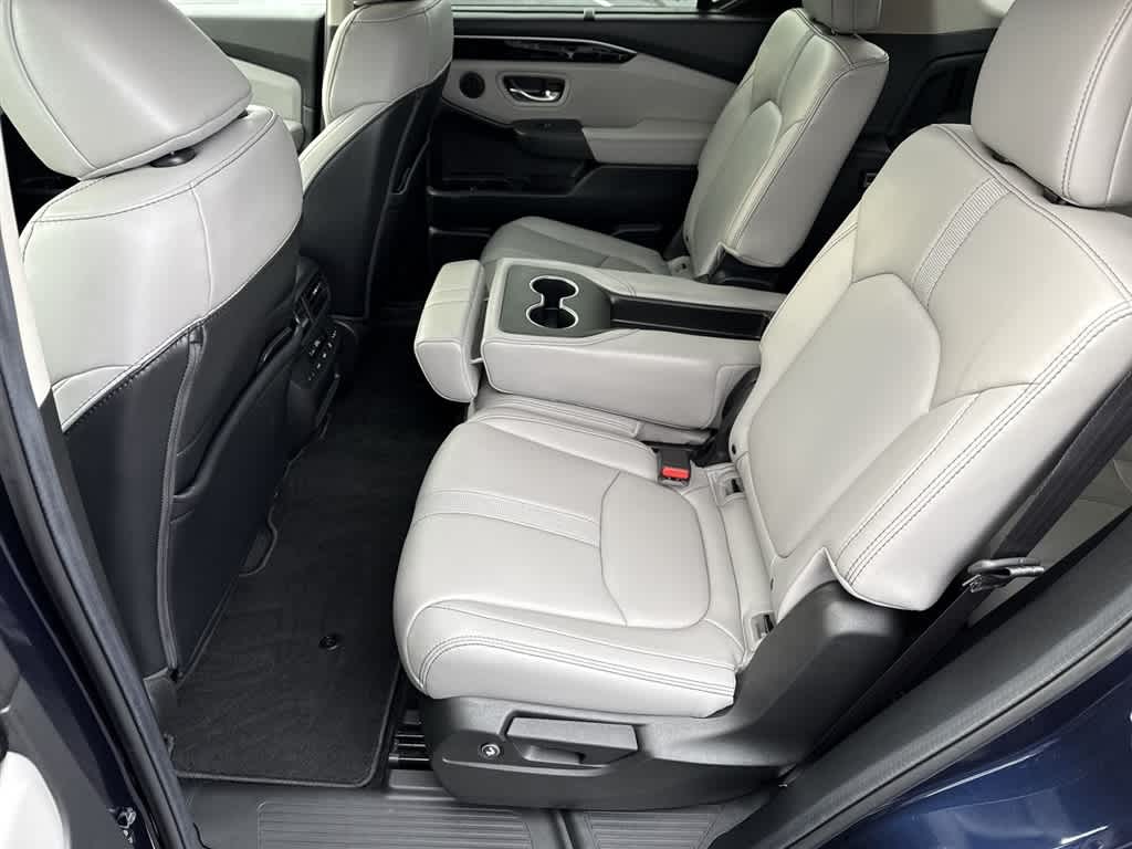 Thumbnail: 2025 Honda Pilot - 18