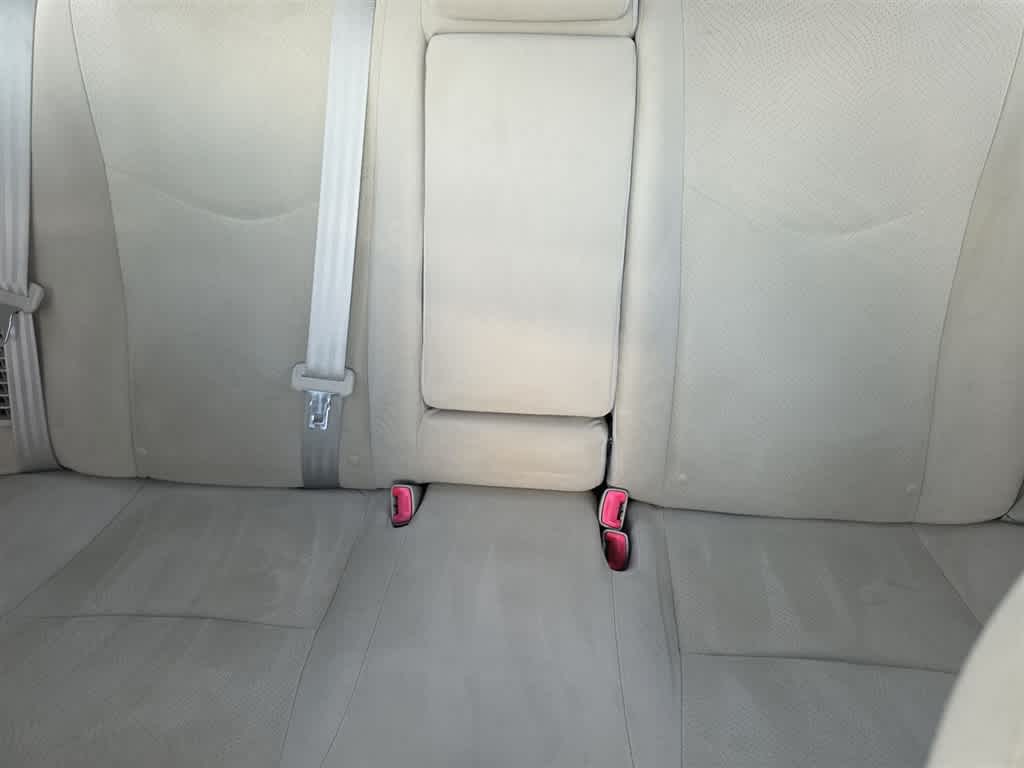 Thumbnail: 2011 Toyota Prius - 14