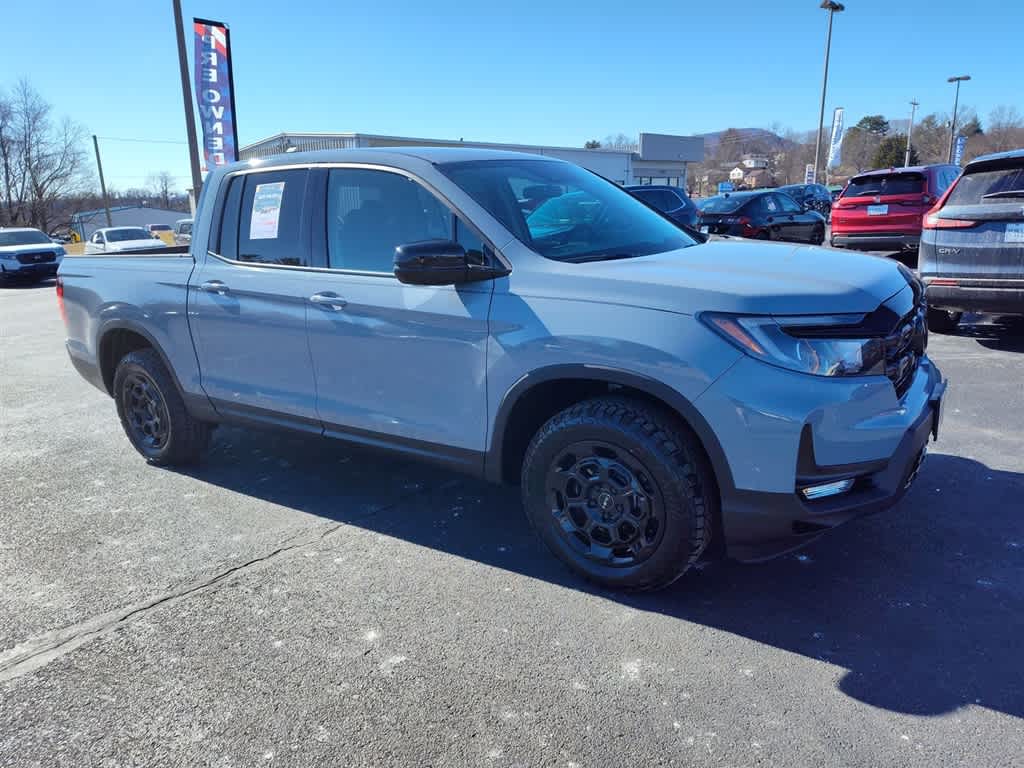 Thumbnail: 2025 Honda Ridgeline - 3