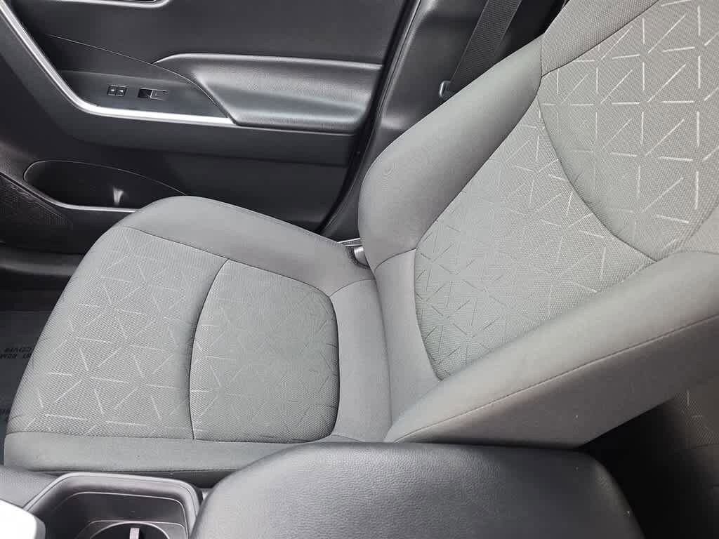 Thumbnail: 2024 Toyota RAV4 - 25