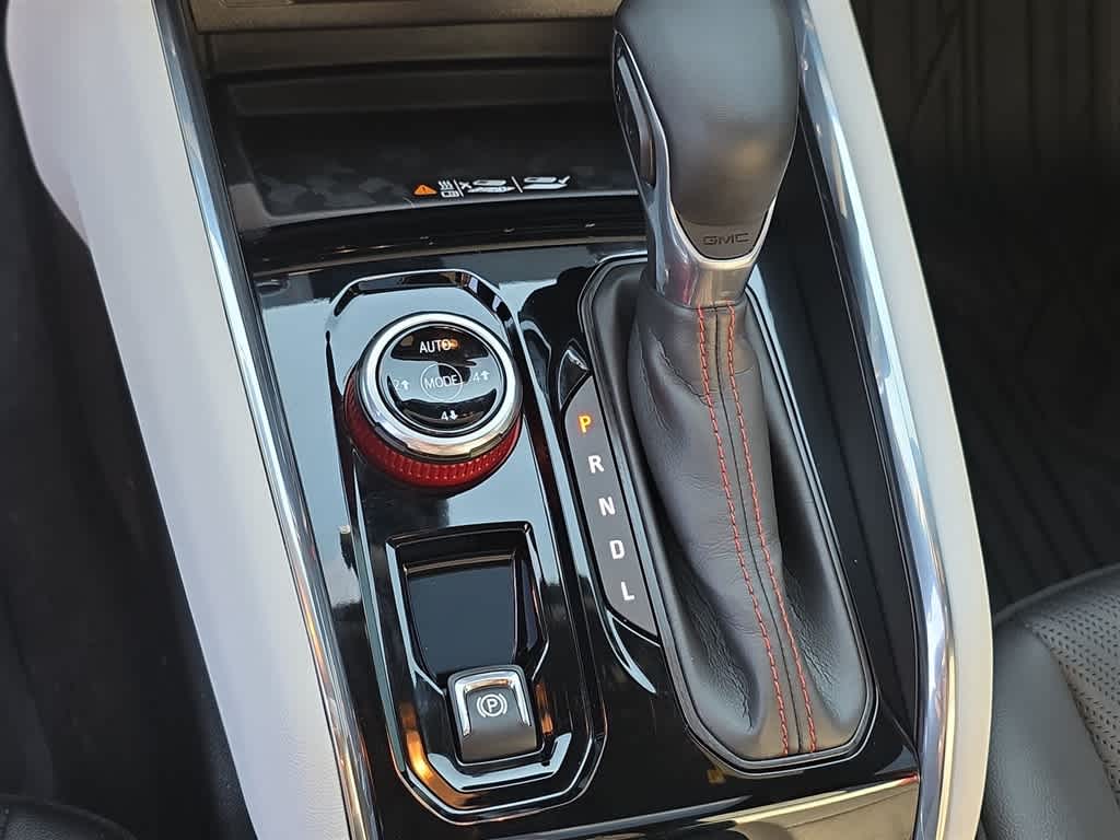 Thumbnail: 2024 GMC Canyon - 24