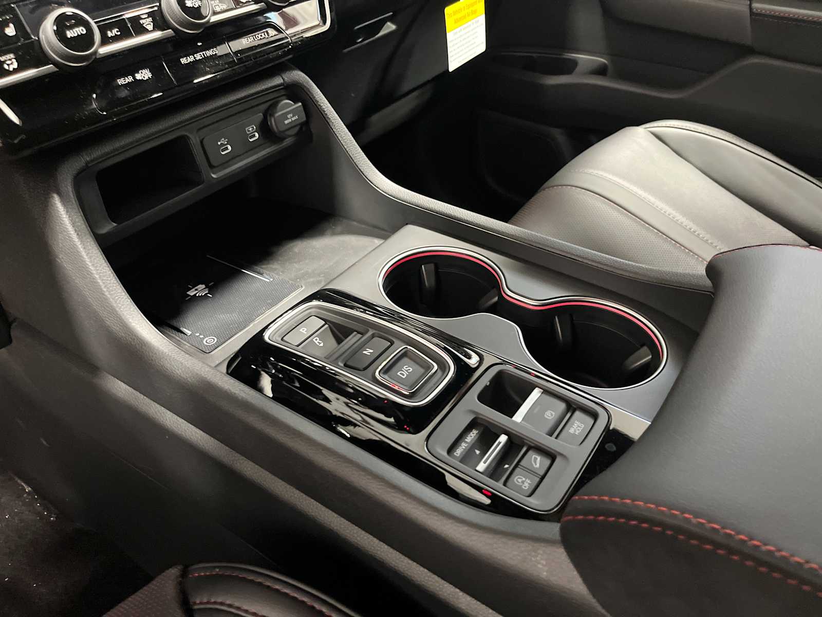 Thumbnail: 2026 Honda Pilot - 20