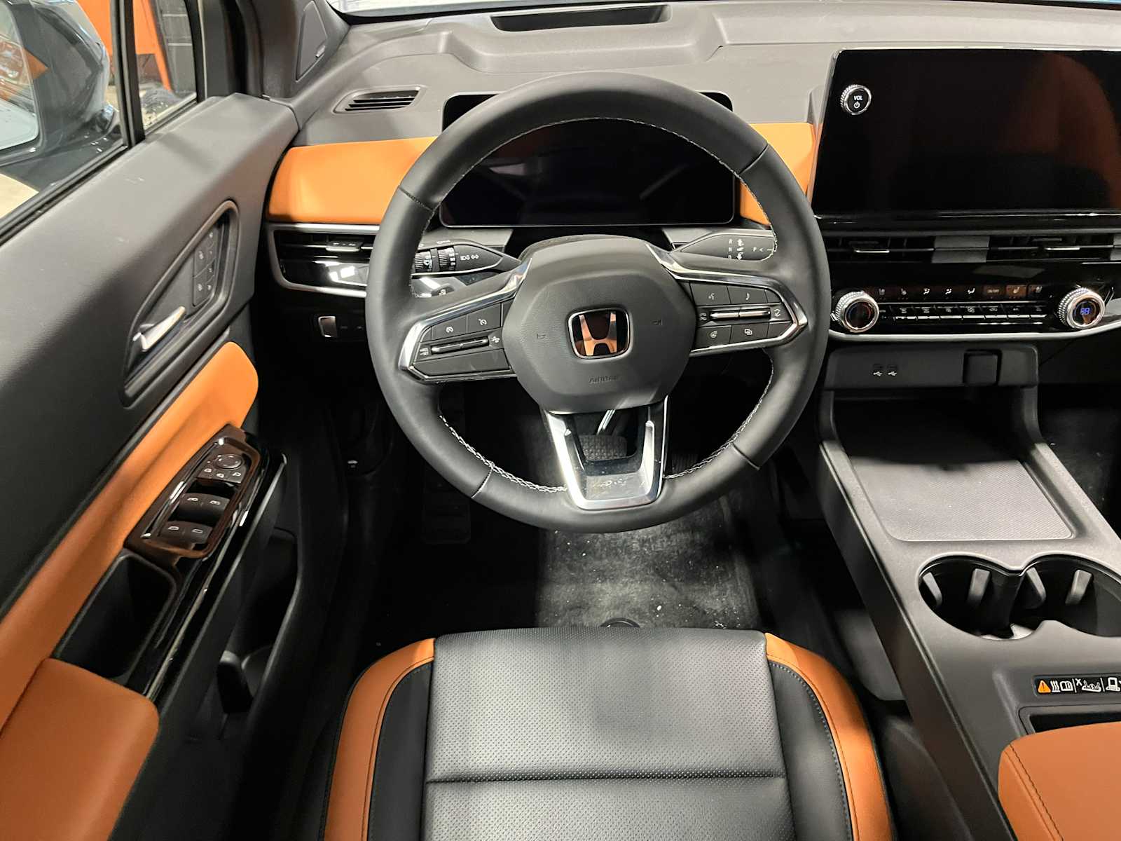 Thumbnail: 2026 Honda Prologue - 17