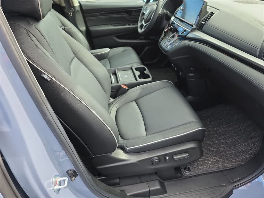 Thumbnail: 2025 Honda Odyssey - 15