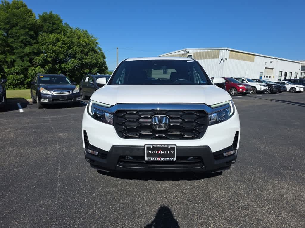 Thumbnail: 2023 Honda Passport - 4