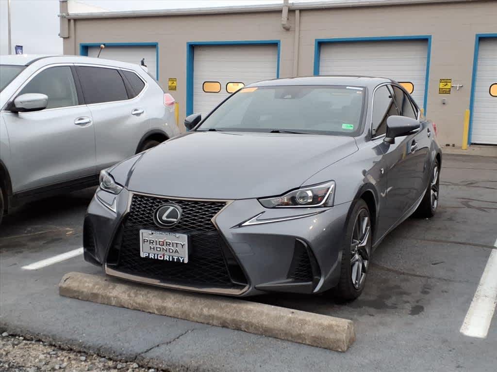 Thumbnail: 2020 Lexus IS - 3