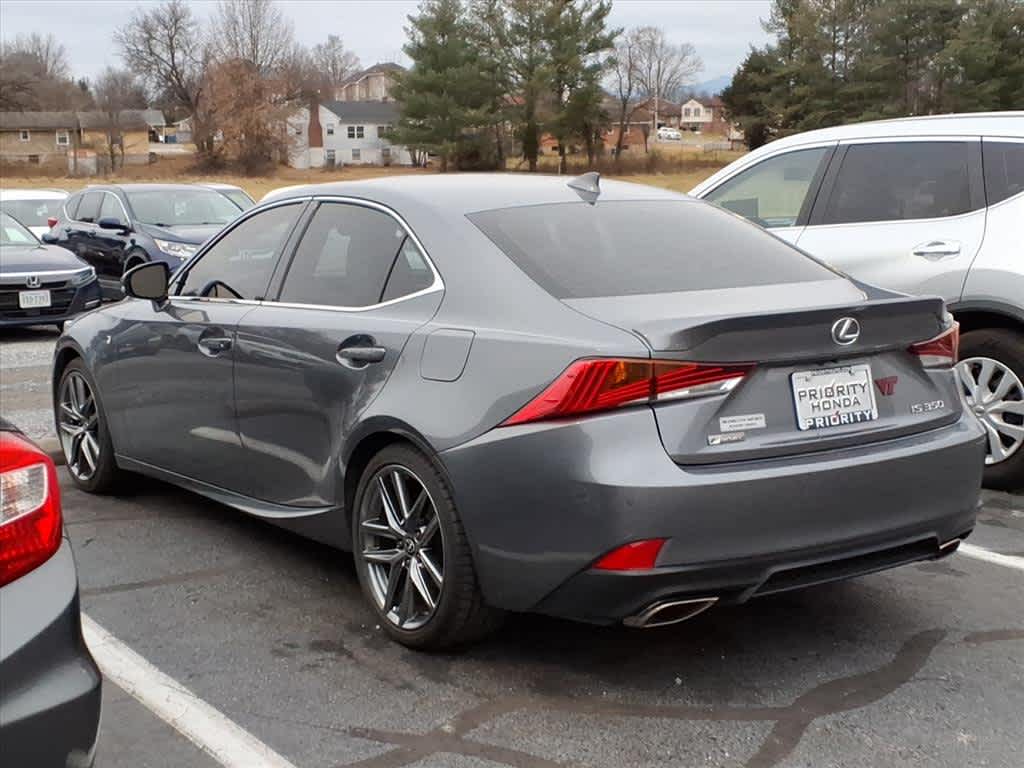 Thumbnail: 2020 Lexus IS - 9