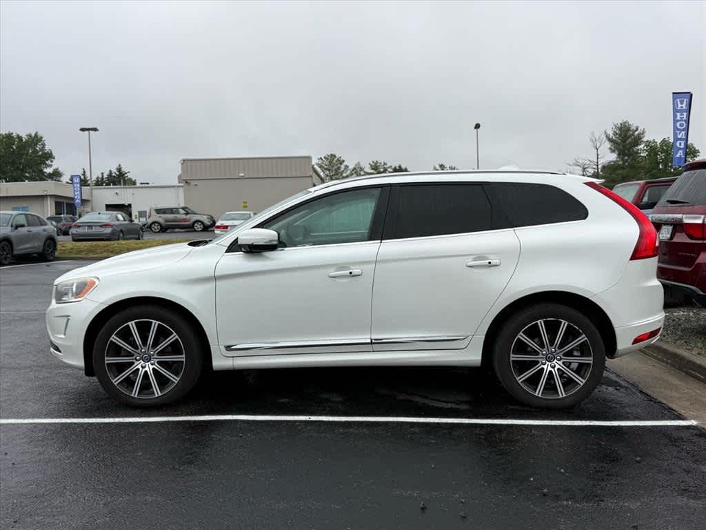 Thumbnail: 2015 Volvo XC60 - 7