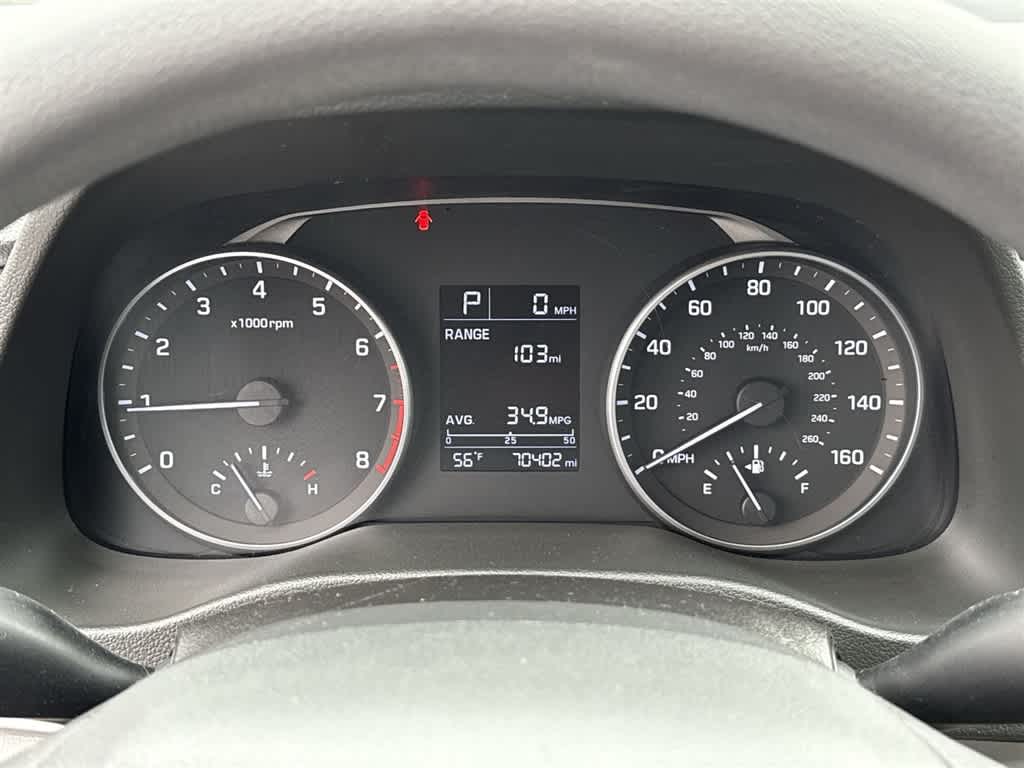 Thumbnail: 2017 Hyundai Elantra - 19