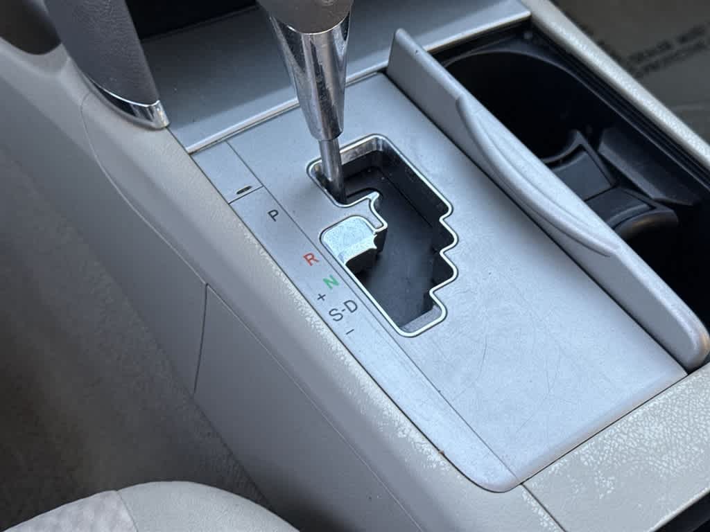 Thumbnail: 2011 Toyota Camry - 21