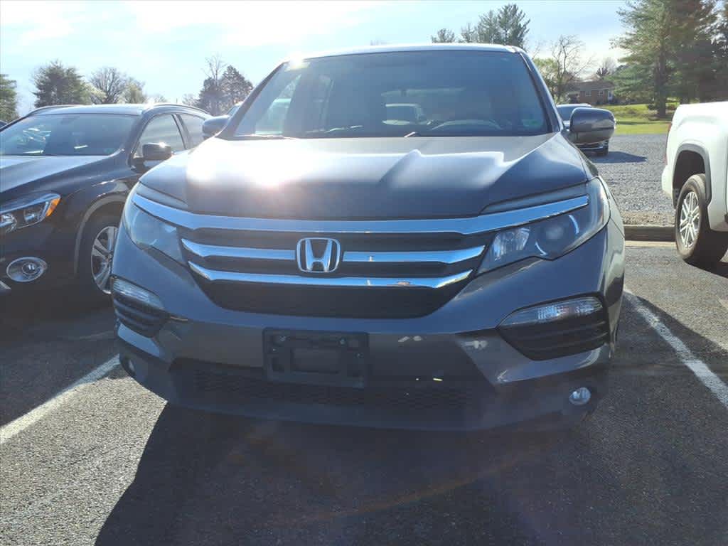 Thumbnail: 2017 Honda Pilot - 6