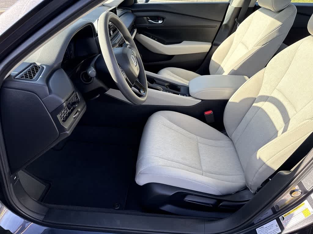 Thumbnail: 2025 Honda Accord - 17