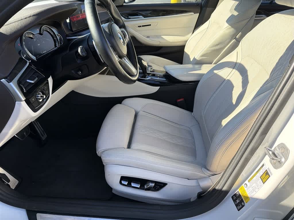 Thumbnail: 2017 BMW 5 Series - 15