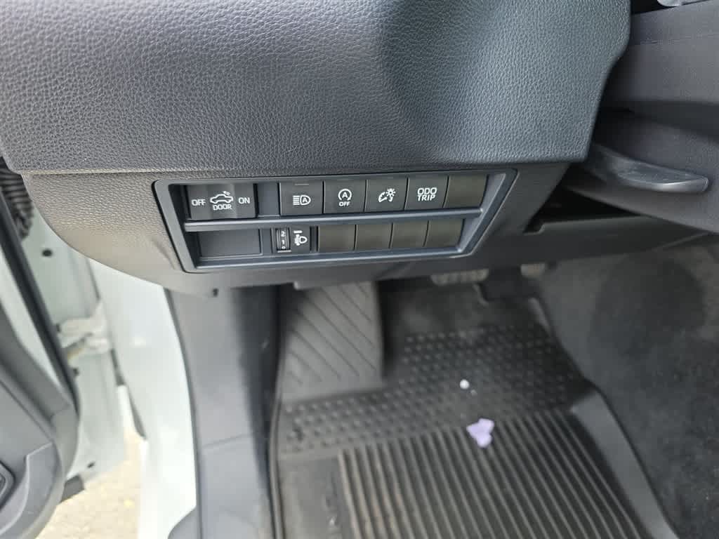 Thumbnail: 2025 Toyota Tundra - 12