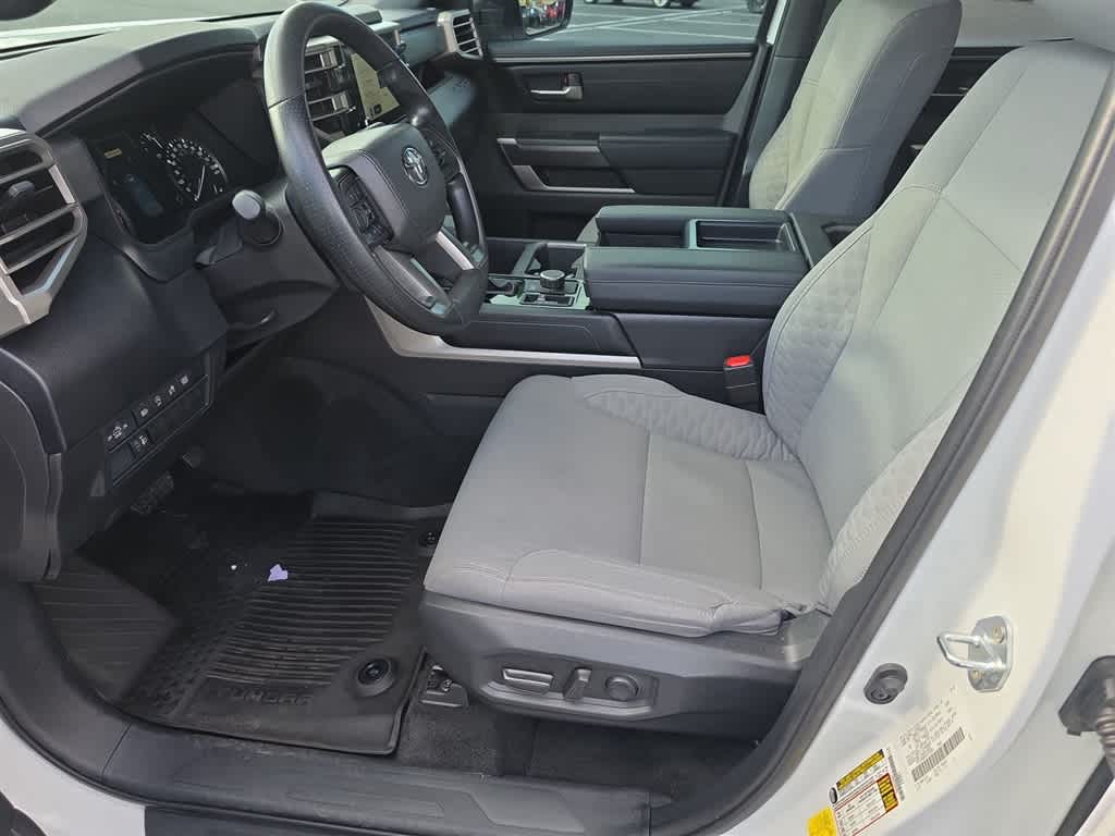 Thumbnail: 2025 Toyota Tundra - 15