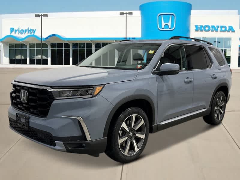 2025 Honda Pilot Touring -
                  Roanoke, VA