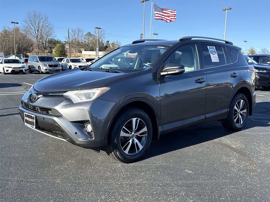Thumbnail: 2018 Toyota RAV4 - 5