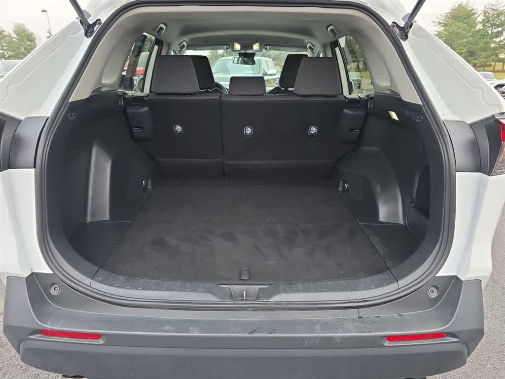 Thumbnail: 2024 Toyota RAV4 - 26