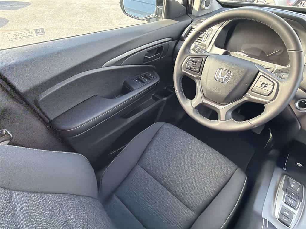 Thumbnail: 2025 Honda Ridgeline - 16