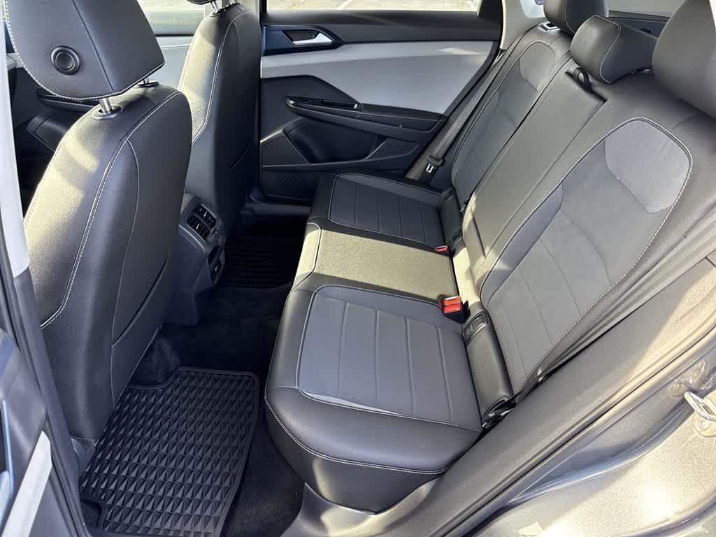 Thumbnail: 2024 Volkswagen Taos - 16