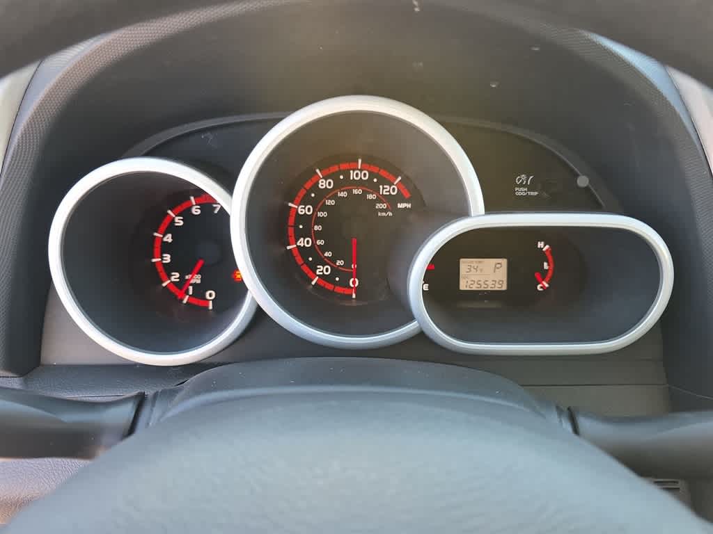 Thumbnail: 2010 Toyota Matrix - 19