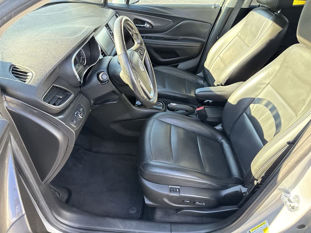 Thumbnail: 2018 Buick Encore - 15