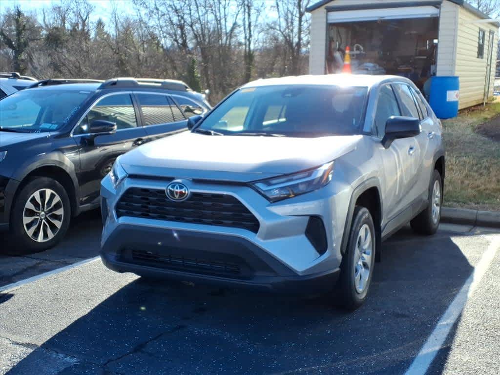 Thumbnail: 2023 Toyota RAV4 - 3