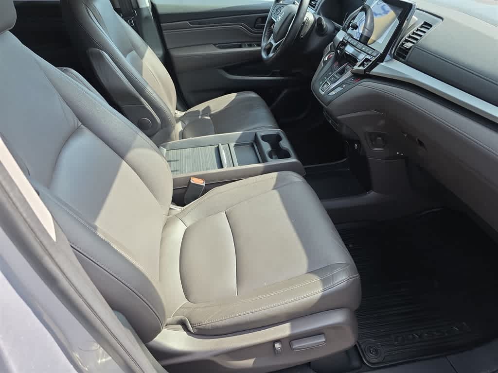 Thumbnail: 2018 Honda Odyssey - 23