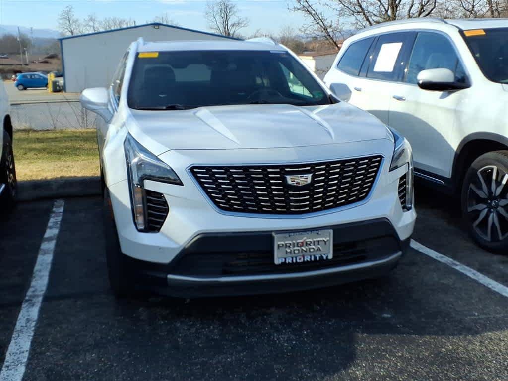 Thumbnail: 2019 Cadillac XT4 - 4