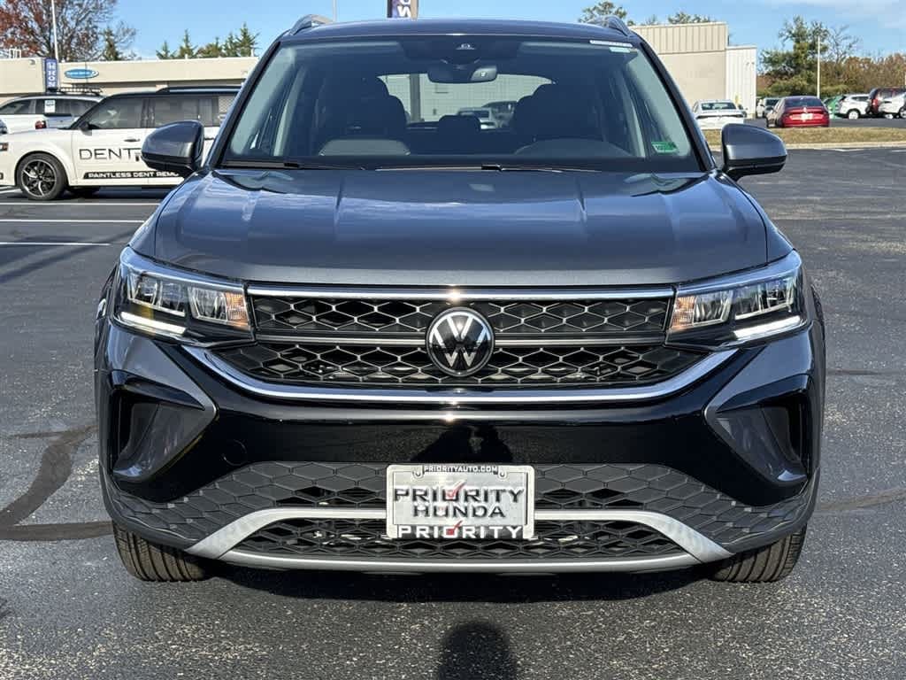 Used 2024 Volkswagen Taos 1.5T SE SUV