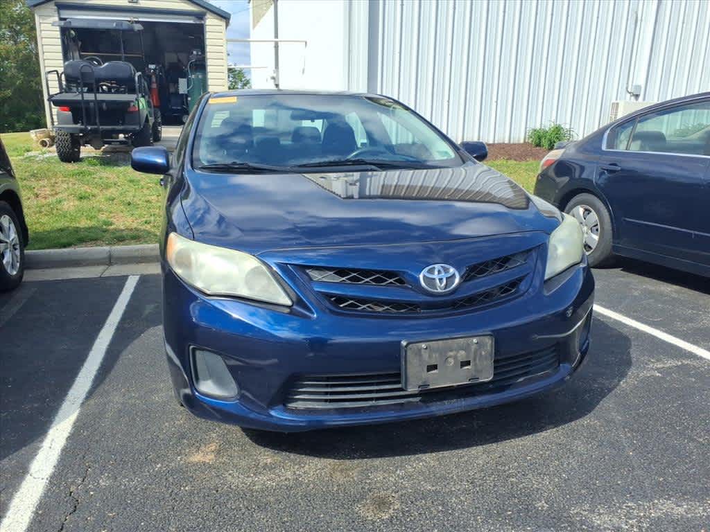 Thumbnail: 2013 Toyota Corolla - 9
