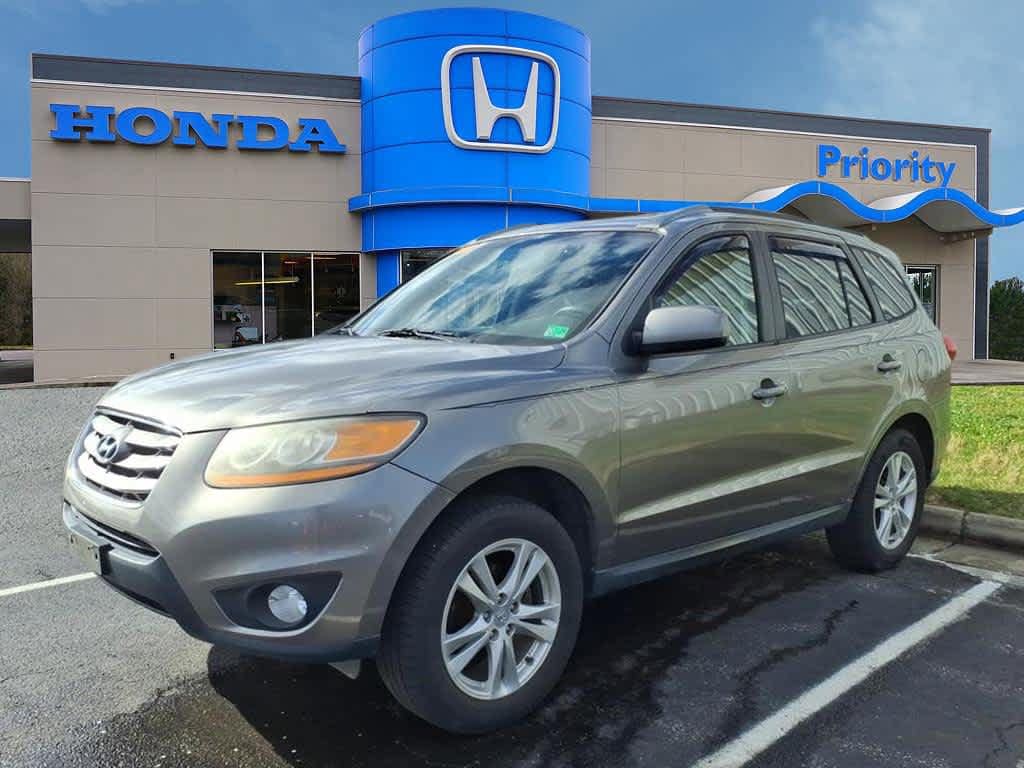 2011 Hyundai Santa Fe SE -
                  Roanoke, VA