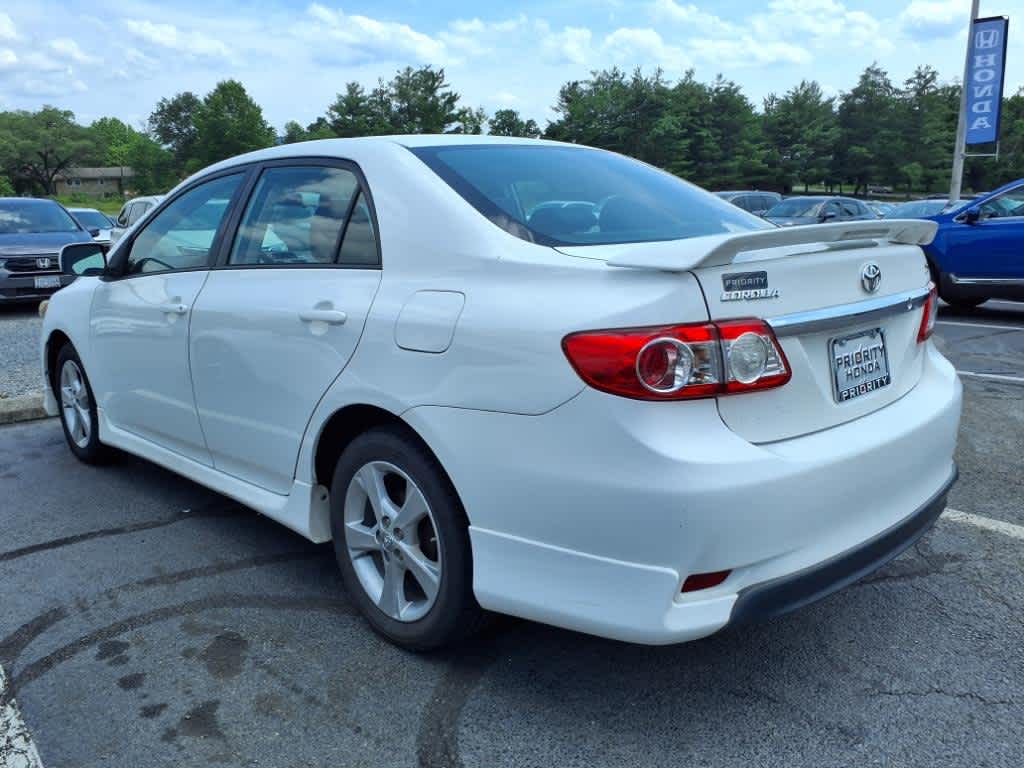 2013 Toyota Corolla LE 2