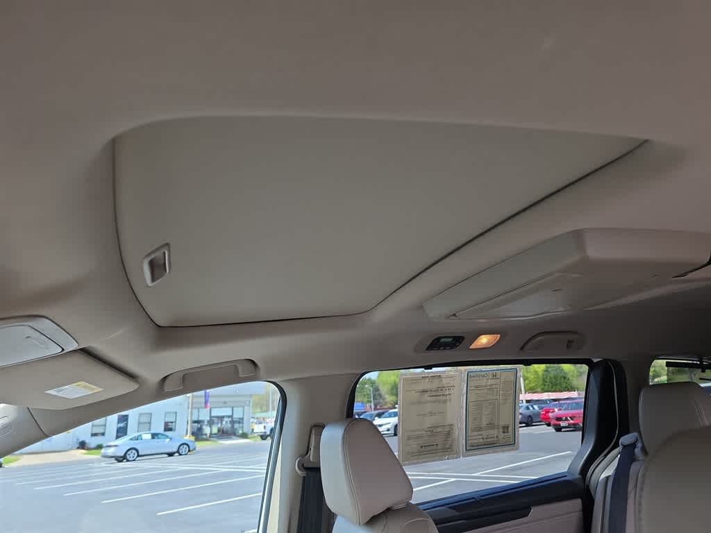 Thumbnail: 2019 Honda Odyssey - 25