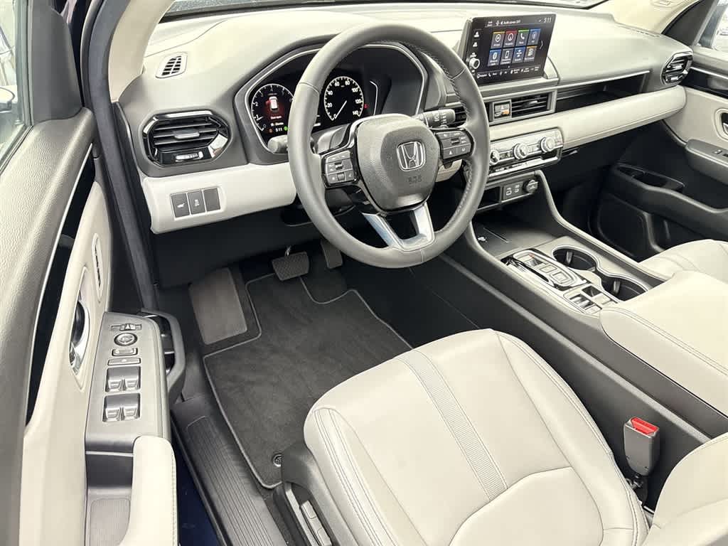 Thumbnail: 2025 Honda Pilot - 15