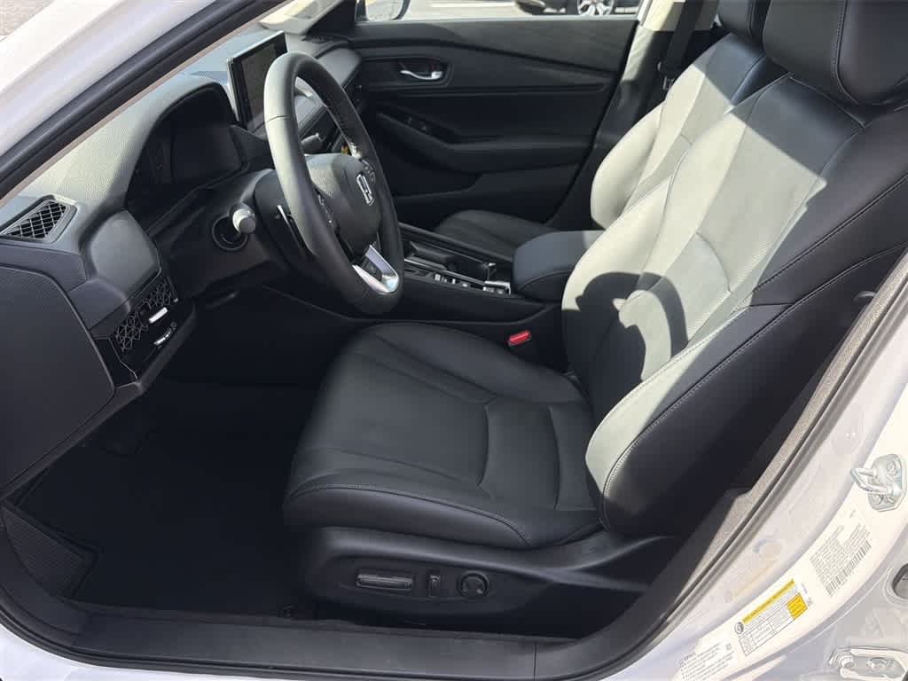 Thumbnail: 2025 Honda Accord - 17