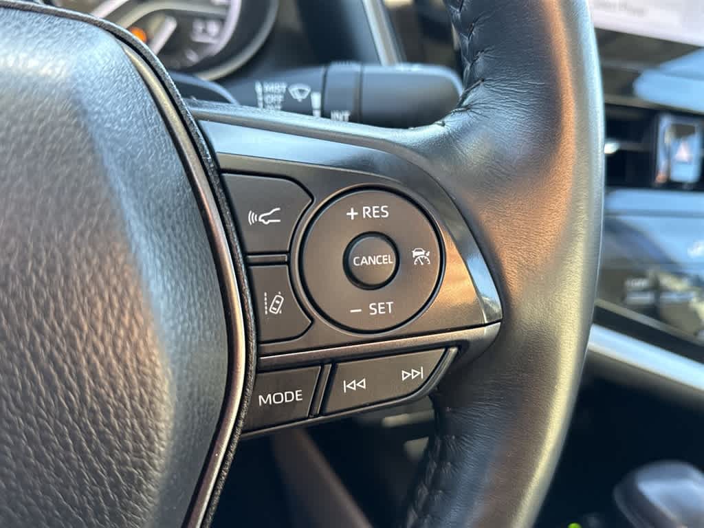 Thumbnail: 2023 Toyota Camry - 13