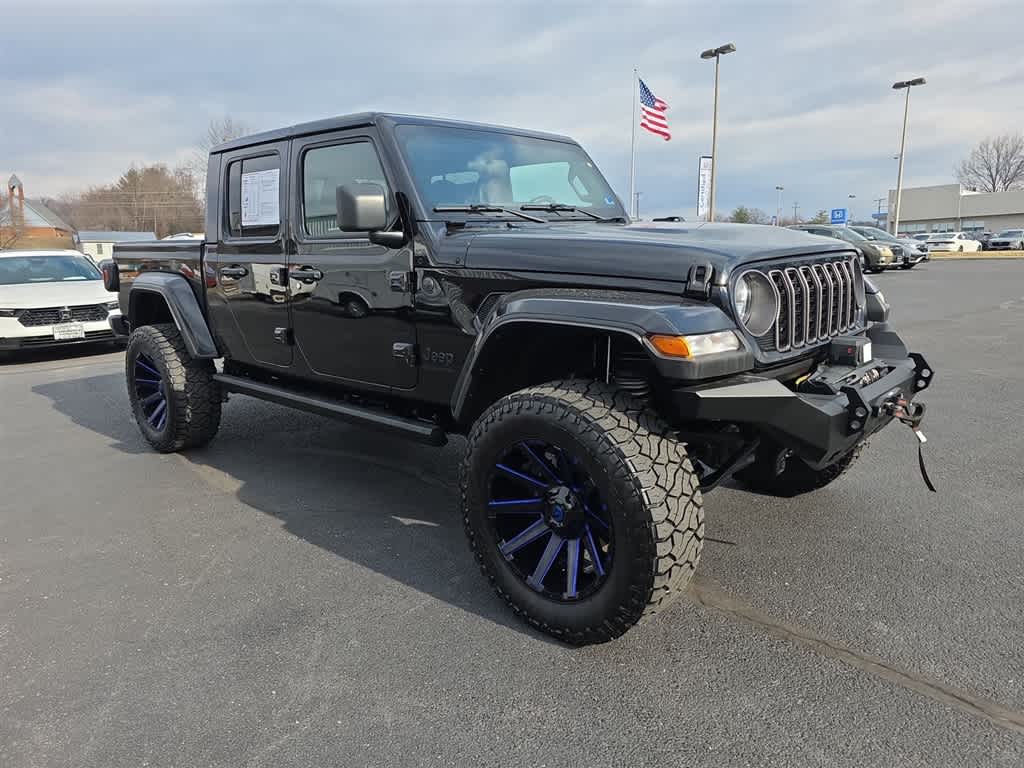 Thumbnail: 2024 Jeep Gladiator - 3
