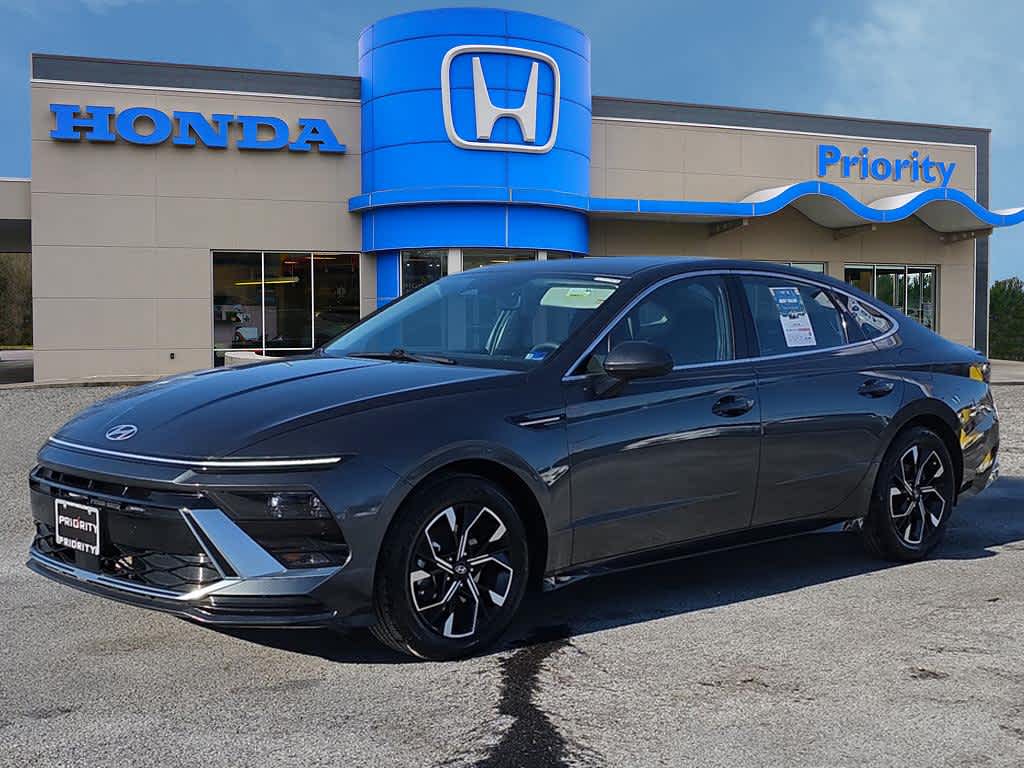 Thumbnail: 2024 Hyundai Sonata - 1