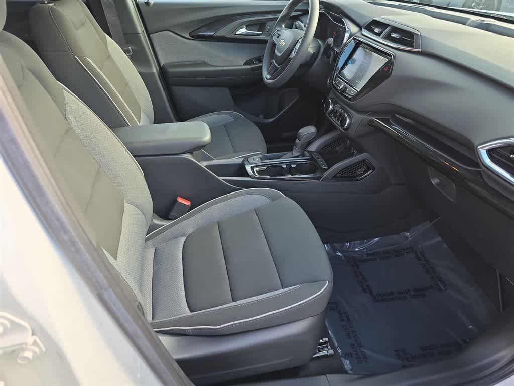 Thumbnail: 2022 Chevrolet TrailBlazer - 13