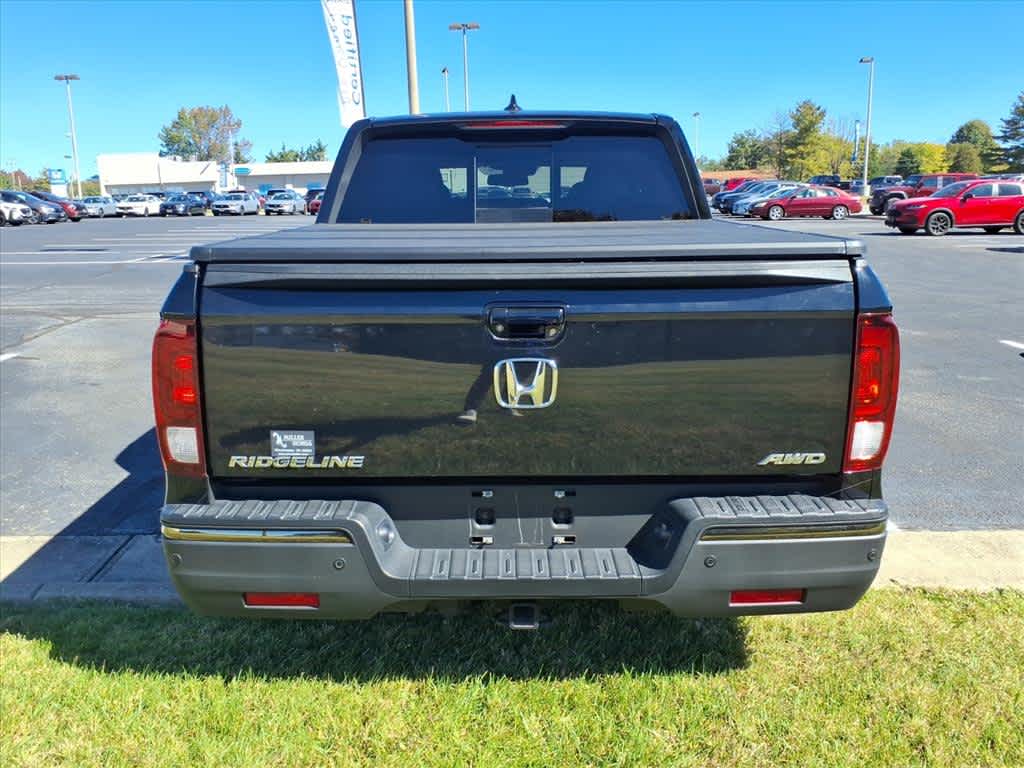 Thumbnail: 2017 Honda Ridgeline - 3