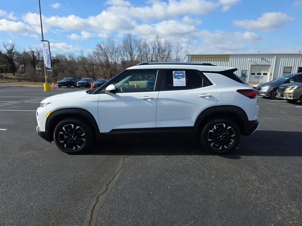 Thumbnail: 2022 Chevrolet TrailBlazer - 6