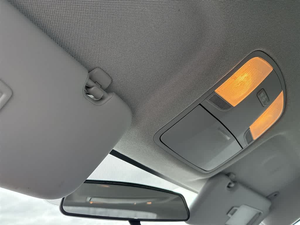 Thumbnail: 2017 Hyundai Elantra - 14