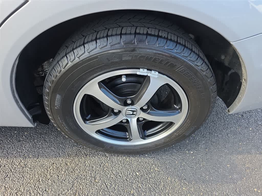 Thumbnail: 2015 Honda Civic - 27