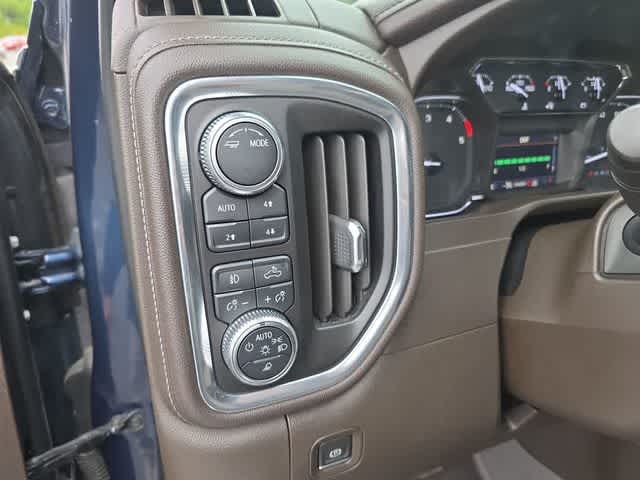 Thumbnail: 2021 GMC Sierra 2500 - 21