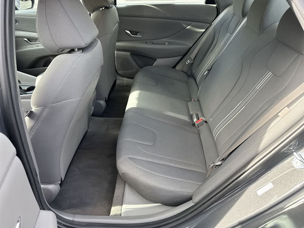 Thumbnail: 2024 Hyundai Elantra - 18