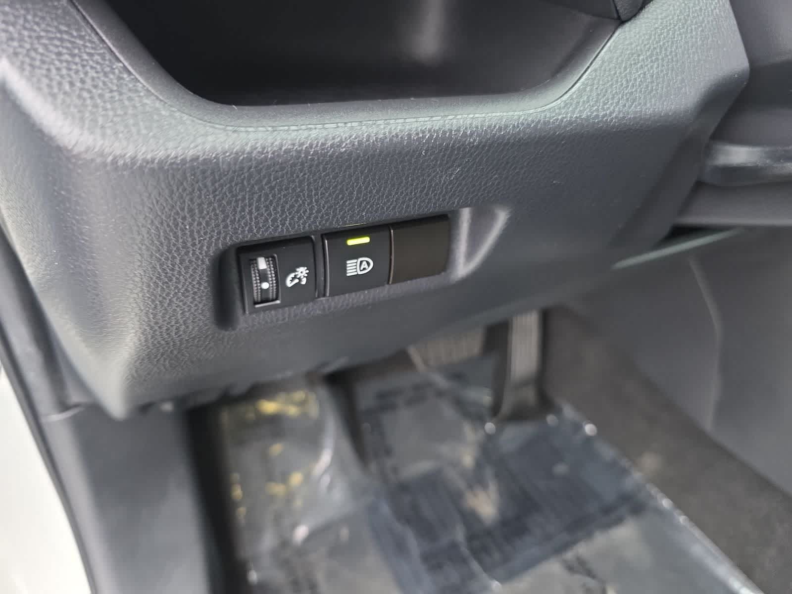 Thumbnail: 2024 Toyota RAV4 - 14